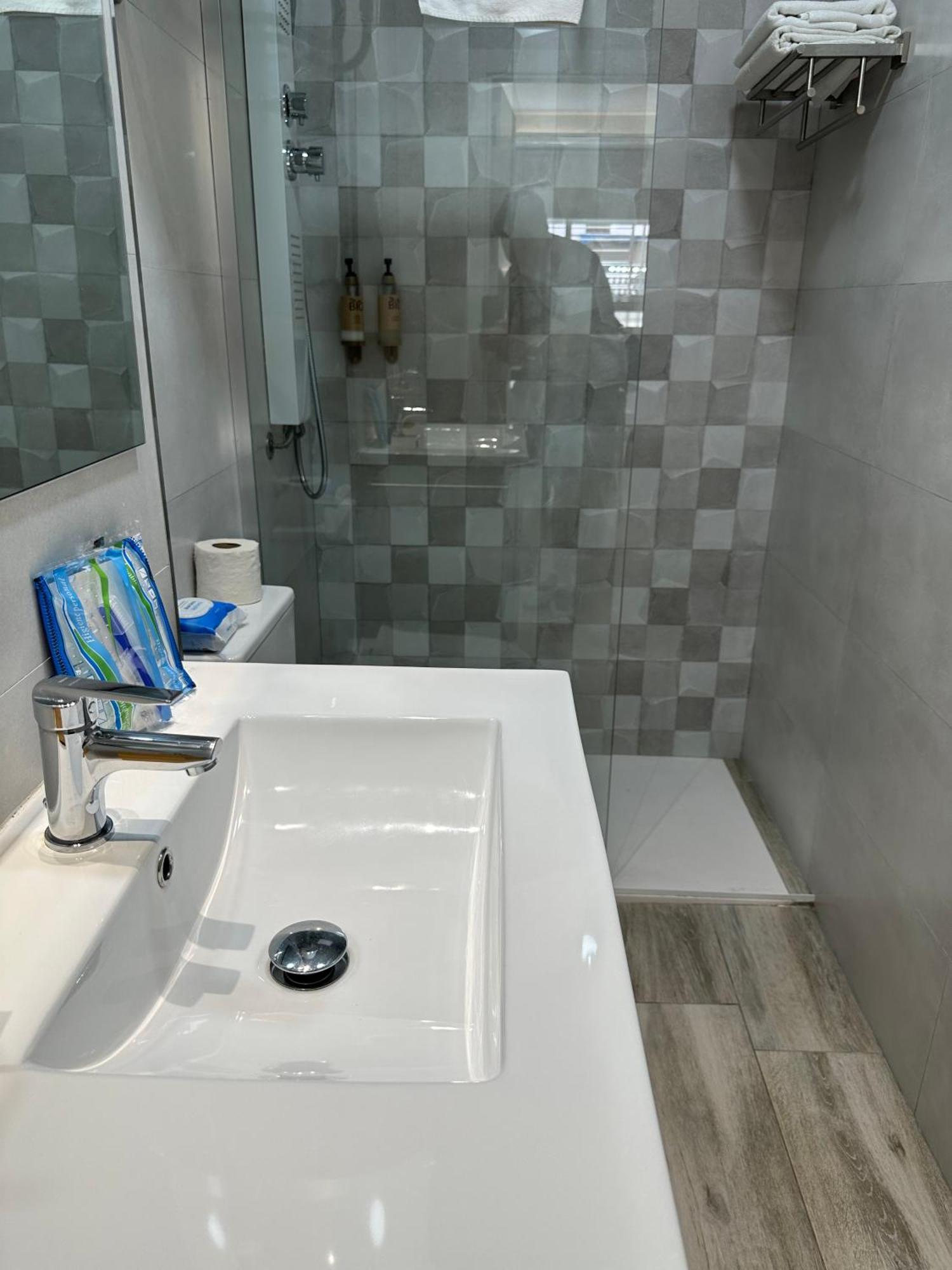Apartamento Estudio Miguel Moreno Masson Málaga Exterior foto